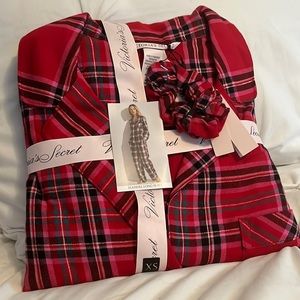 Victoria’s Secret Pajama Set